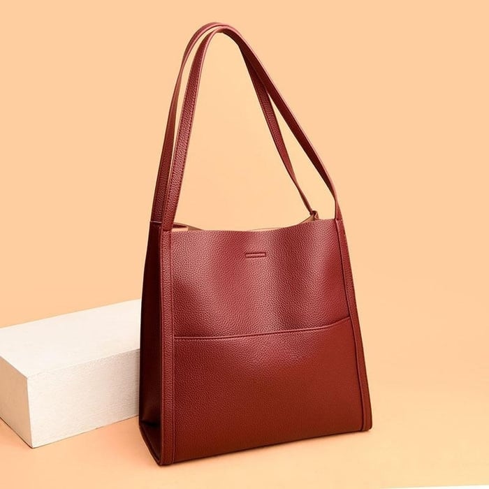 Elegant Shoulder Bag