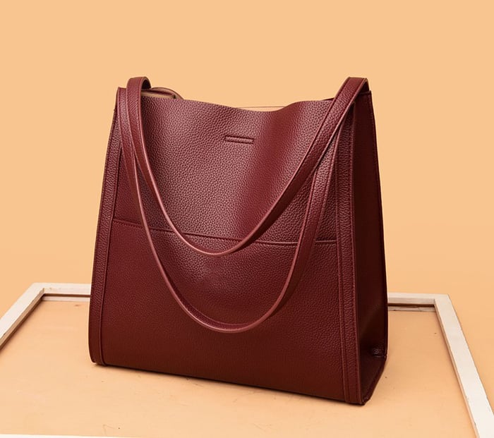 Elegant Shoulder Bag