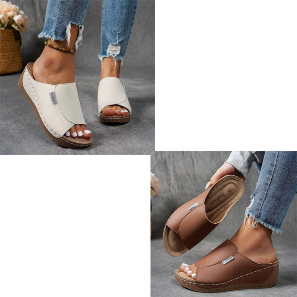 Ravelle™ | Comfortable Slides with Arch Support
