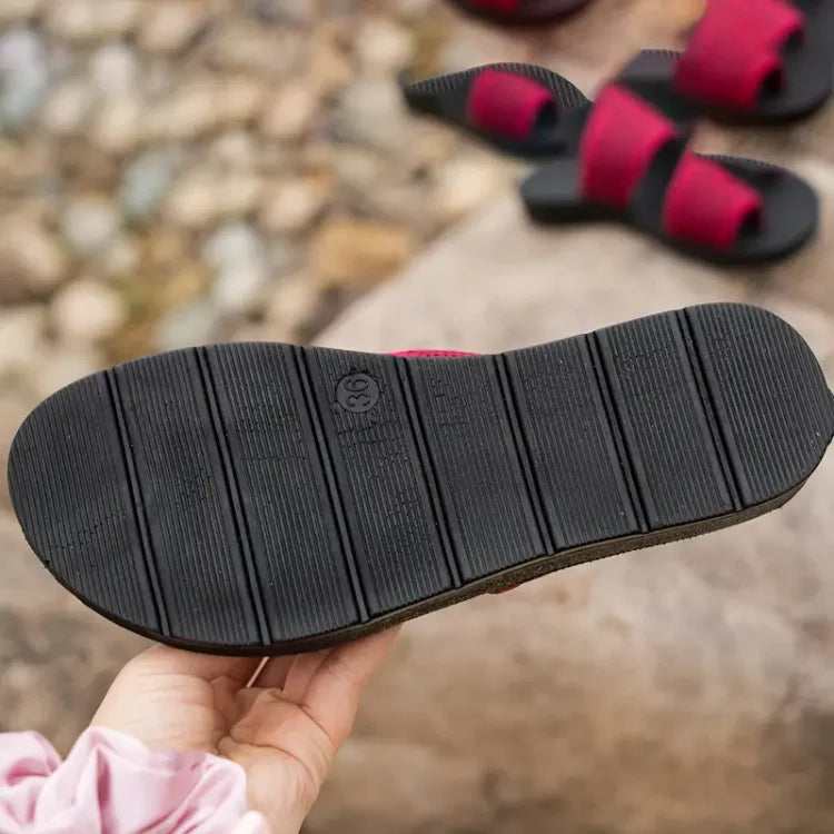 Luan™ | Slip-On Sandals in Perforated Mesh