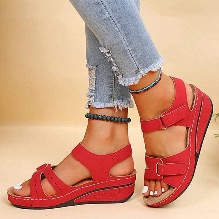 Islara™ | Cushioned Support Sandal