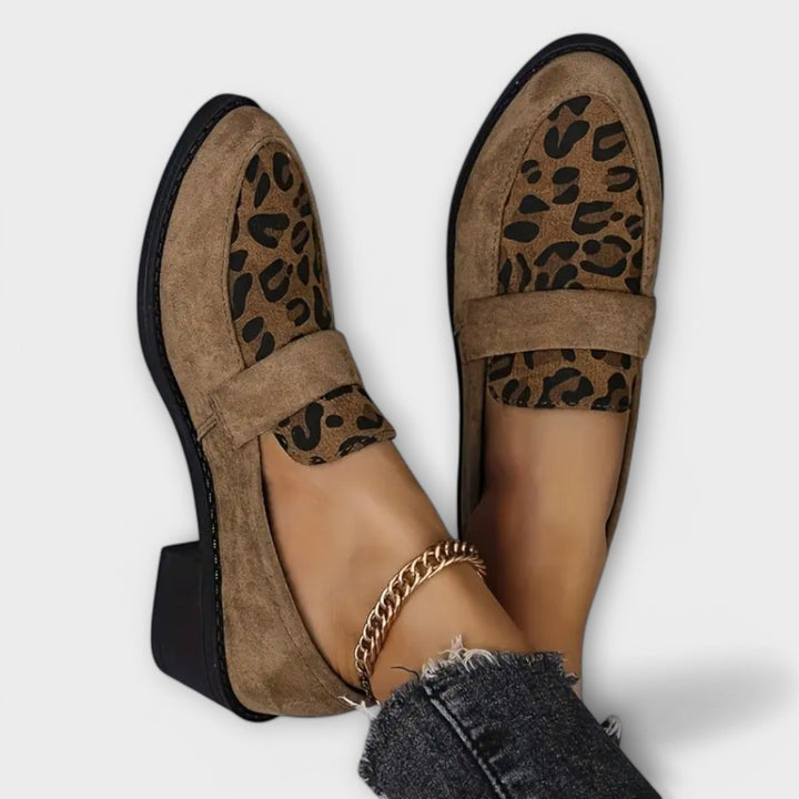 Yseult™ | Elegant Women's Shoes with Leopard Print