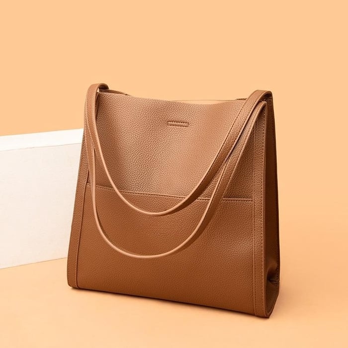 Elegant Shoulder Bag
