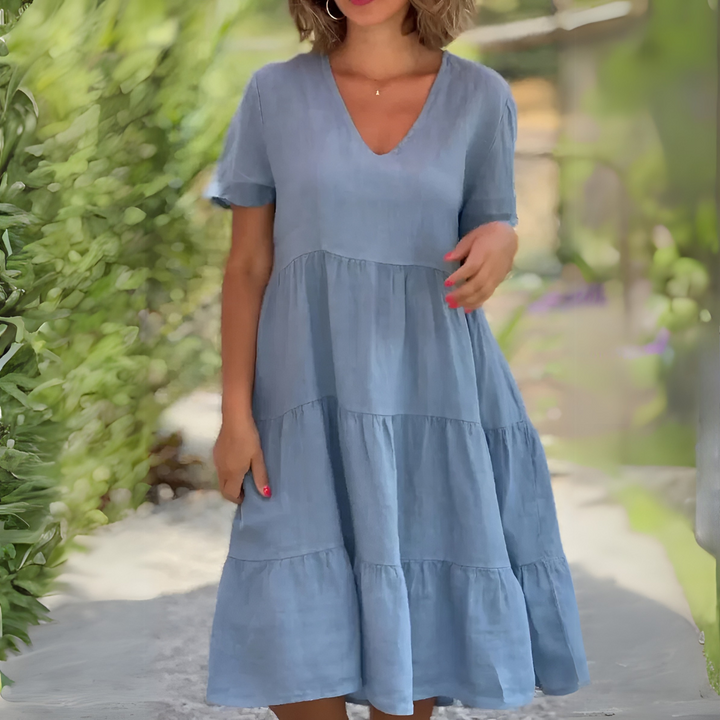Giaza™ | Flowy Dress with a V-Neck Cut