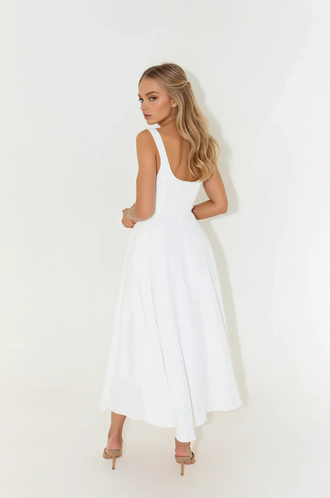 Anise™ | Long Dress with Fitted Straps