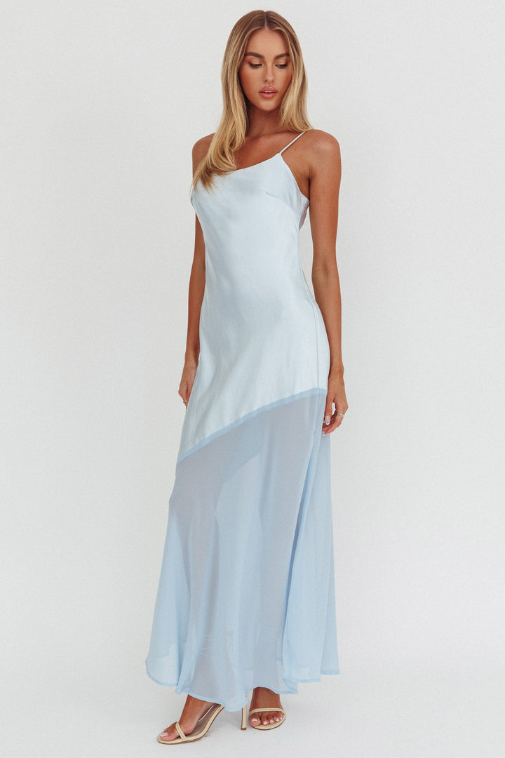Nio™ | Long Dress with Ethereal Elegance