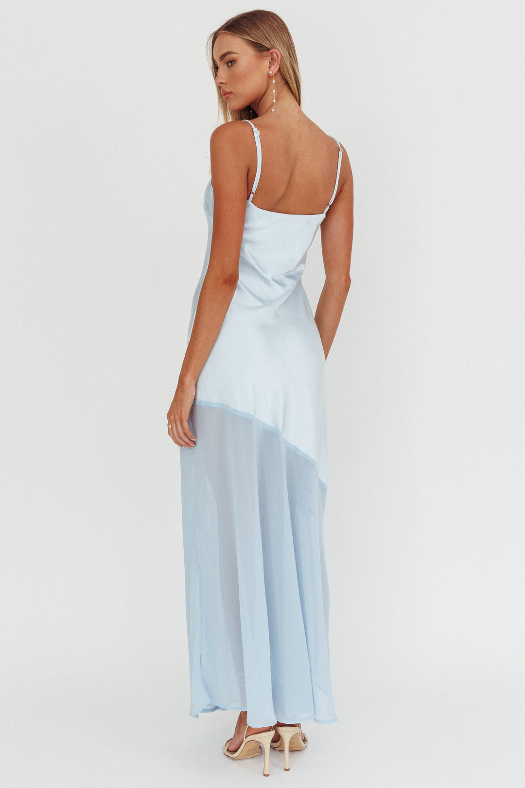 Nio™ | Long Dress with Ethereal Elegance