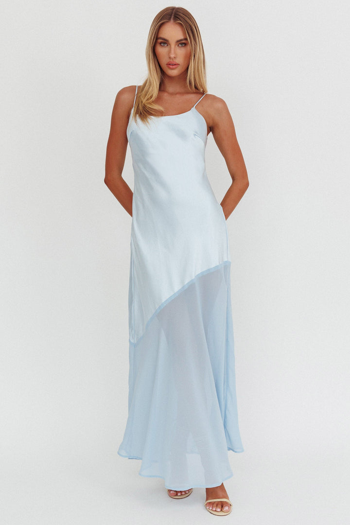 Nio™ | Long Dress with Ethereal Elegance