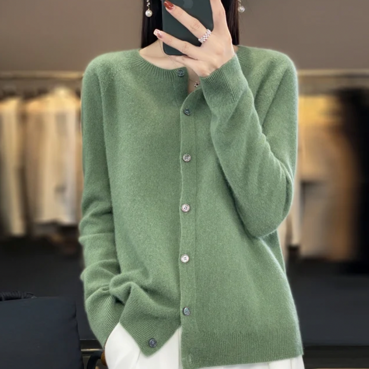 Warm and Artisanal Wool Cardigan