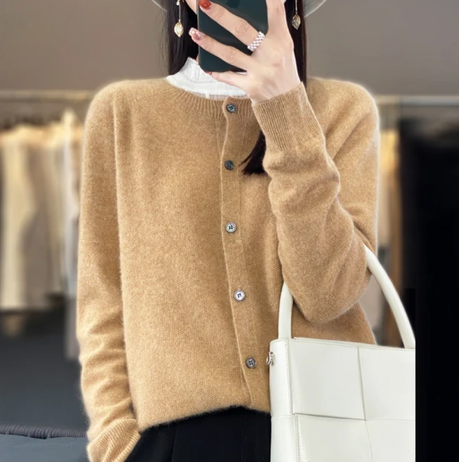 Warm and Artisanal Wool Cardigan