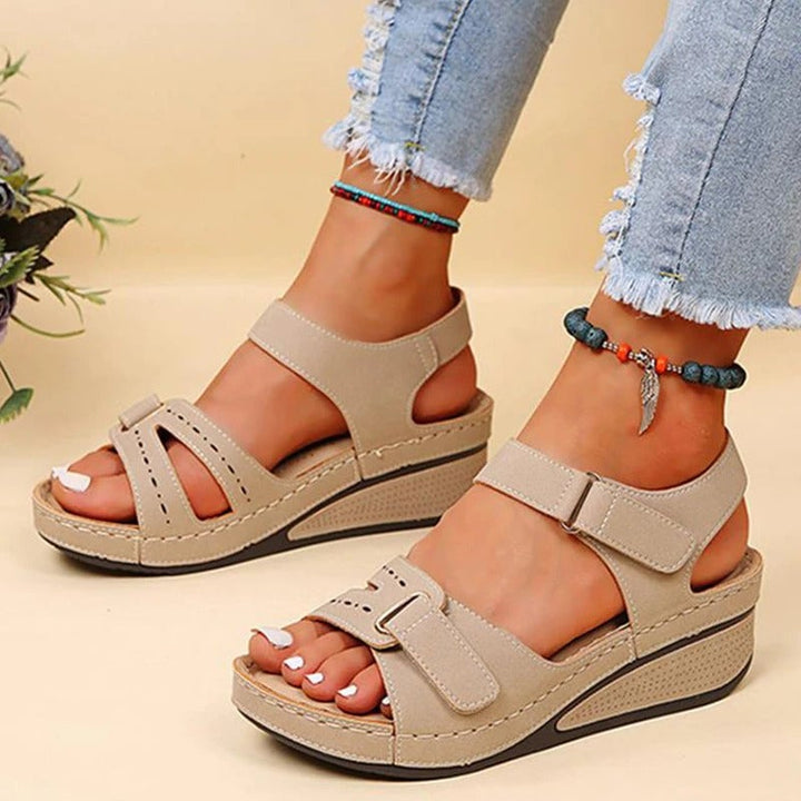 Islara™ | Cushioned Support Sandal