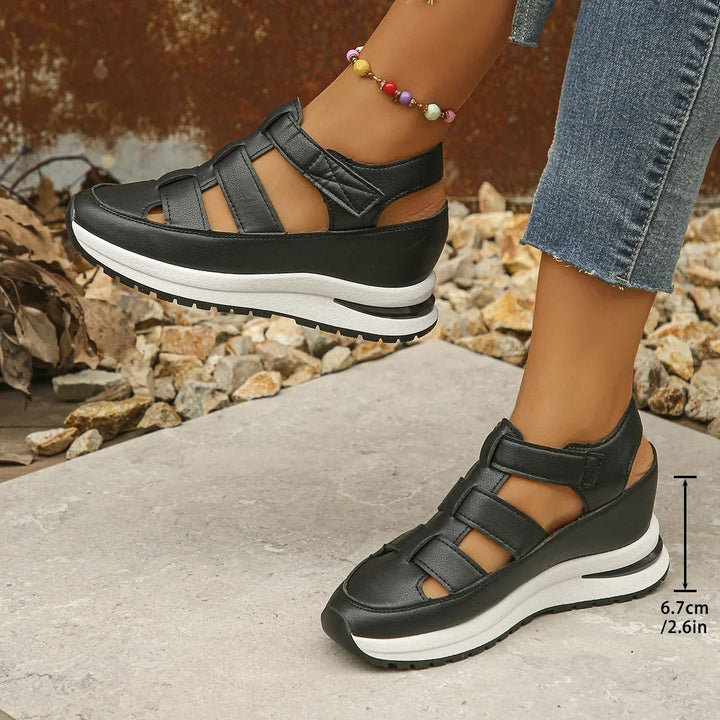 Celara™ | Ergonomic Sandals for Everyday Comfort and Elegance