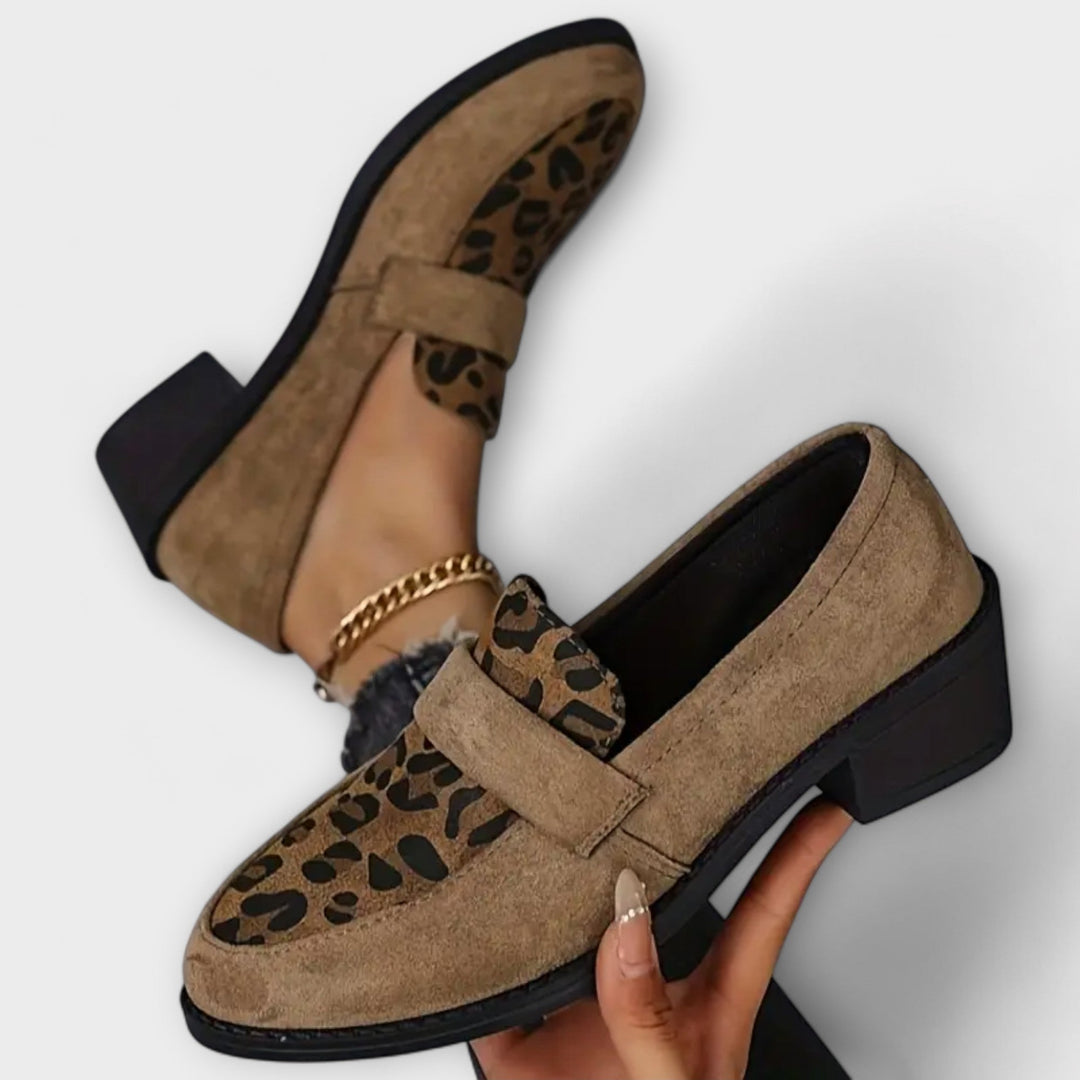 Yseult™ | Elegant Women's Shoes with Leopard Print
