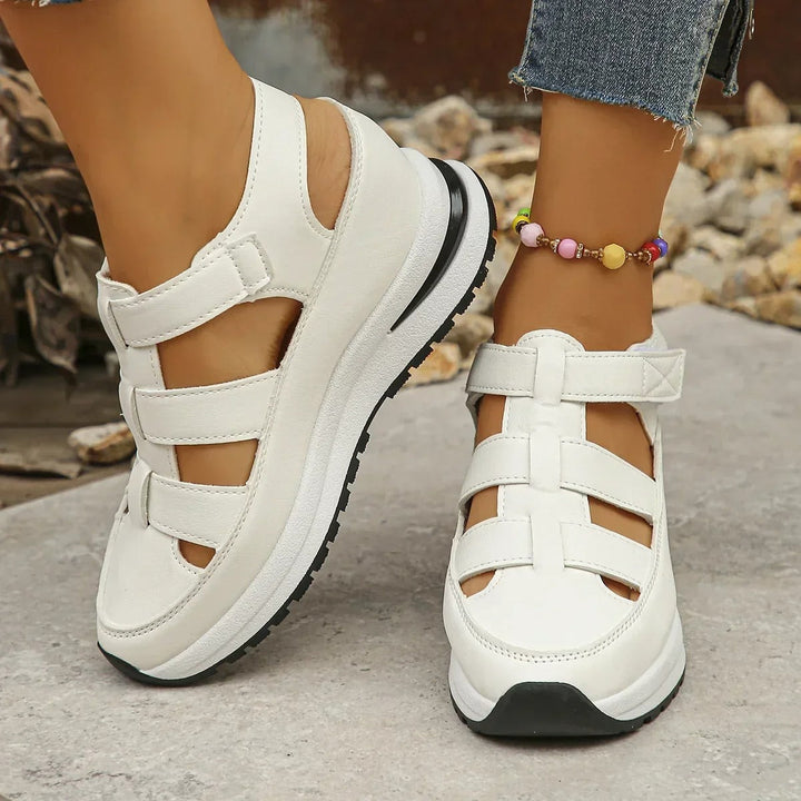 Celara™ | Ergonomic Sandals for Everyday Comfort and Elegance
