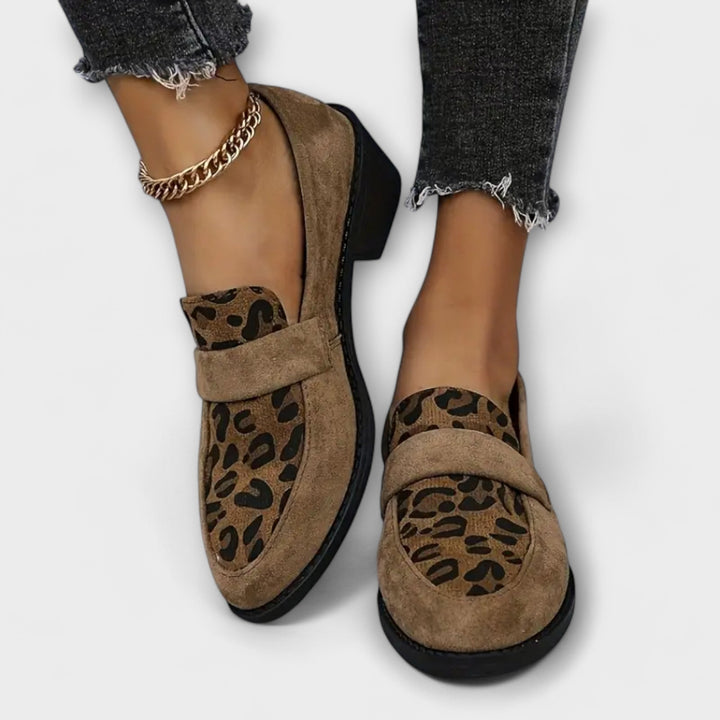 Yseult™ | Elegant Women's Shoes with Leopard Print