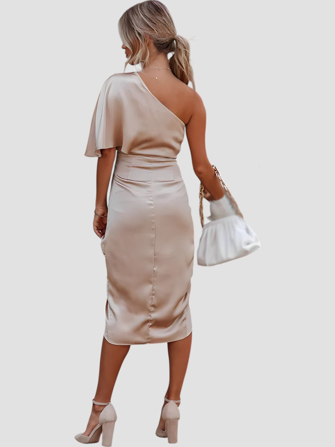 Alicia™ | Graceful Attire